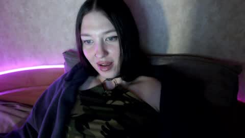 alisaadoll online show from April 2, 1:41 pm