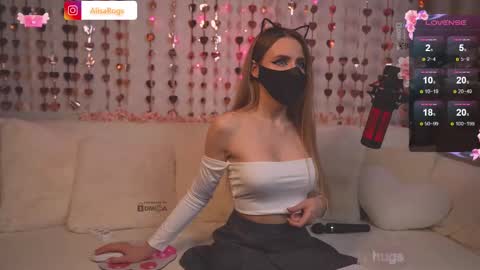 Alisarogs online show from March 10, 7:40 pm