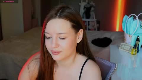 Hey there Im a Hookah Girl online show from April 11, 11:47 am