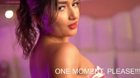 Alison online show from April 14, 9:04 pm