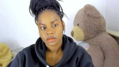 Sofias house online show from February 22, 9:21 am