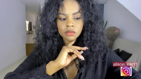 Sofias house online show from December 29, 9:09 pm