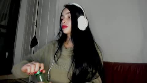 Alisson369  online show from April 9, 8:31 am