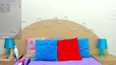 A L I S S O N  online show from December 18, 6:25 pm