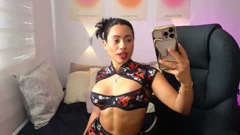 alissonpeer online show from October 19, 1:35 pm