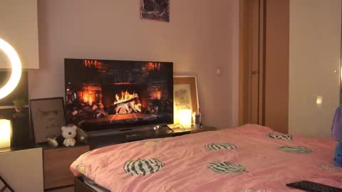 A L I T A online show from March 6, 1:35 pm