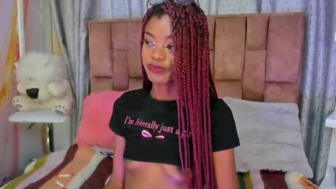 alix noa online show from October 30, 8:54 pm