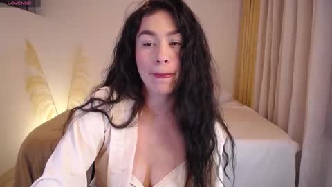 Allie  online show from January 5, 5:27 pm