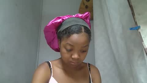 allizida01 online show from January 10, 7:02 am