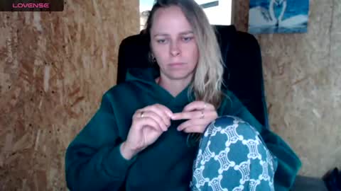 alllexandra online show from June 19, 1:58 pm