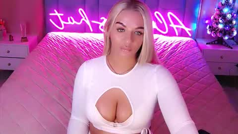 AlwaysHot online show from January 10, 2:27 am