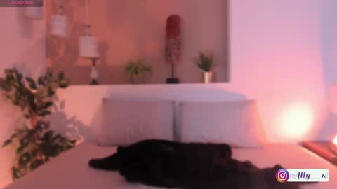 Ally  online show from September 11, 3:40 am