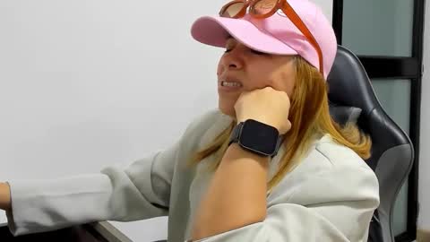 ALMA FENIX  online show from February 23, 12:26 pm