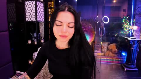 Alma online show from April 3, 6:00 am