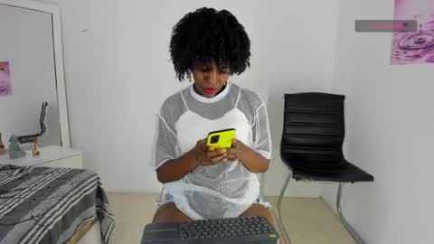   online show from January 23, 8:45 pm