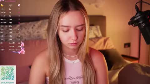 Lia online show from November 11, 3:02 am