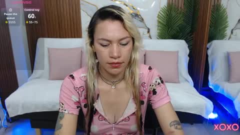 alonddra_tay online show from April 4, 11:42 am
