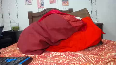 alondra online show from December 17, 5:51 am