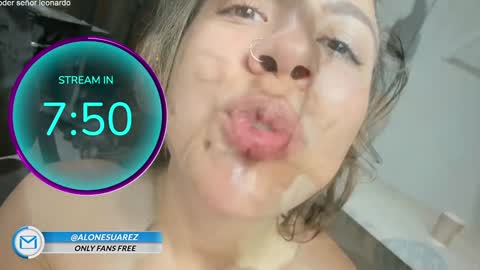 Alondra Suarez online show from March 8, 3:16 pm