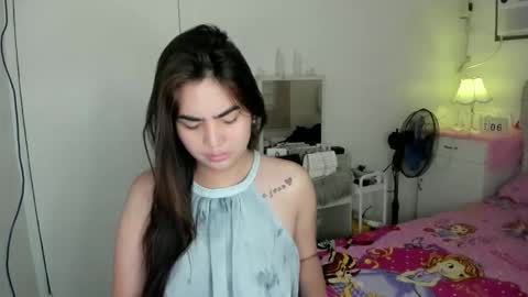 alovelydollnica online show from April 6, 1:38 am