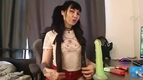 altyushka666 online show from June 18, 9:14 am