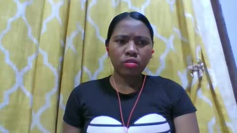 alydiah816442 online show from May 15, 8:28 am
