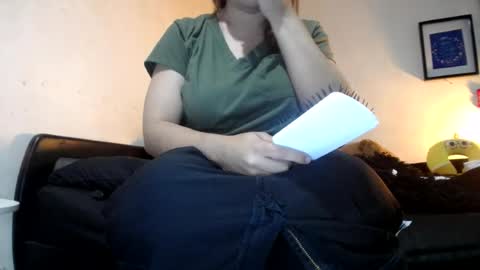 Alyn Maria online show from June 19, 2:38 am