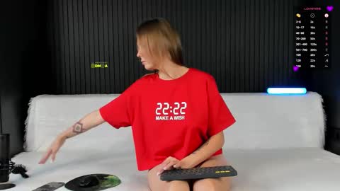 Alena online show from October 17, 12:52 pm