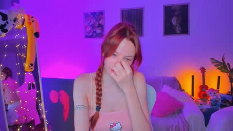 alyssa_smitt online show from September 17, 12:08 am