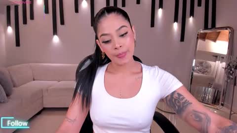 Aly  online show from October 11, 11:47 am