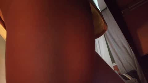 alyssia wolds online show from December 2, 12:01 am