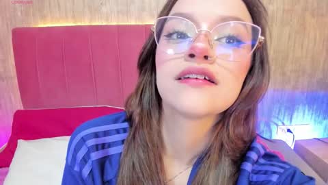 Alyy online show from January 13, 1:26 pm