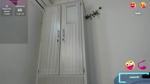 AMAIA online show from October 3, 8:58 pm