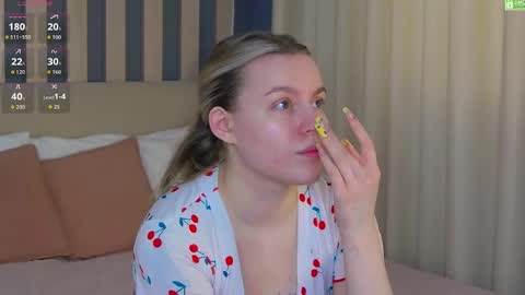 Amalia online show from March 17, 1:59 pm