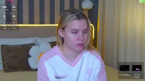Amalia online show from June 15, 1:11 pm