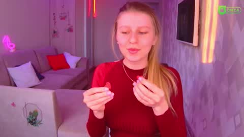 Amalia online show from February 14, 2:12 pm