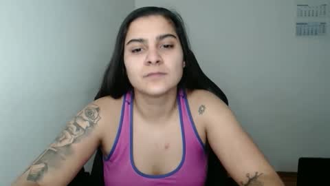 The queen of the biceps  online show from February 1, 11:47 pm