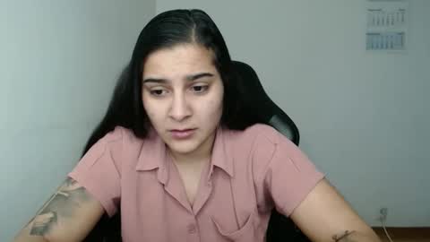 The queen of the biceps  online show from February 23, 6:25 am