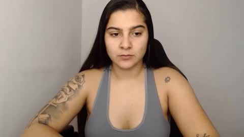 The queen of the biceps  online show from January 26, 9:51 am