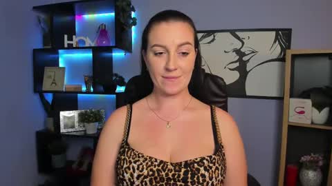 Amanda online show from February 5, 2:26 pm