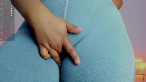 Amanda Marcuzzi  online show from November 17, 1:01 pm