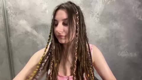 Amanda online show from March 22, 8:42 am