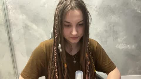 Amanda online show from March 11, 8:29 am