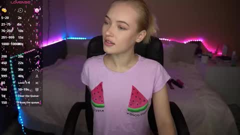 Amanda online show from October 3, 5:23 am