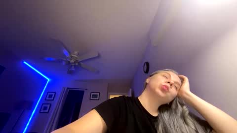 Amanda online show from February 6, 10:29 am