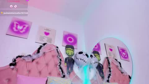 amandalee26 online show from October 28, 8:14 pm