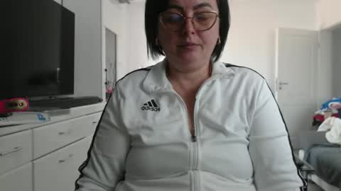 Anda online show from November 13, 8:35 am