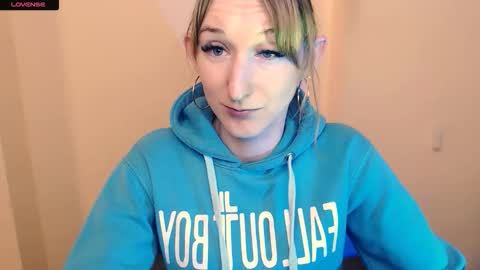 Amanda online show from October 16, 9:12 am