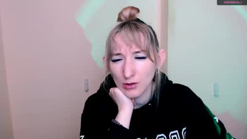 Amanda online show from April 21, 6:31 am