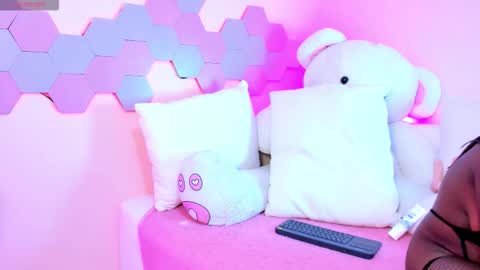 amara_blisss online show from March 21, 11:48 am